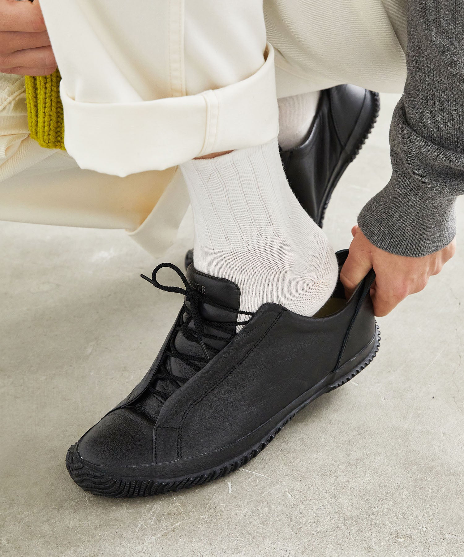SP-1048 Black - SPINGLE