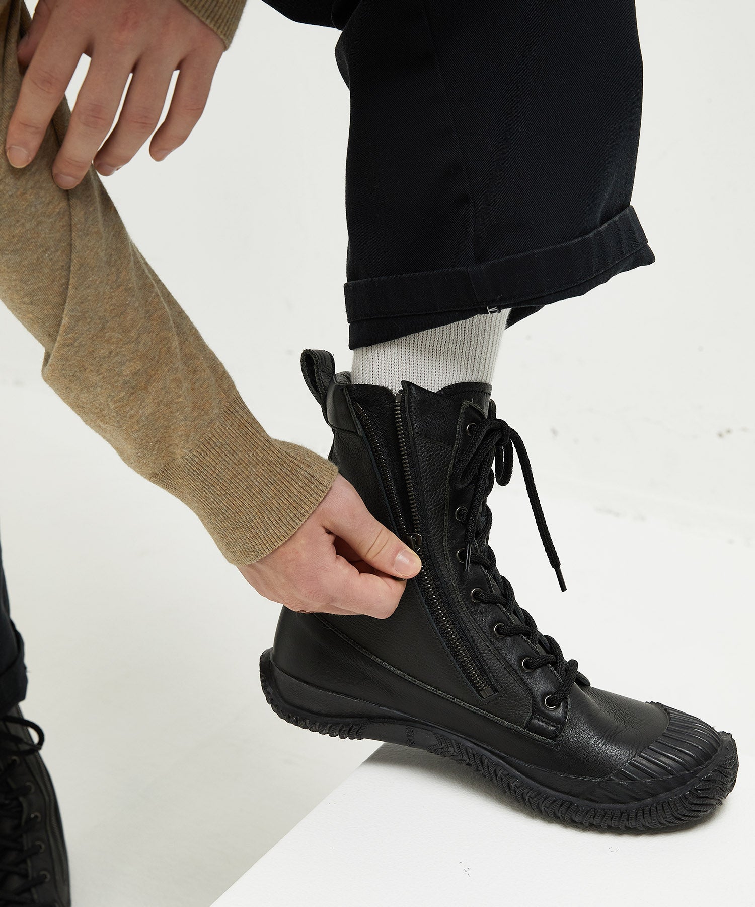 SP-1403 Black - SPINGLE