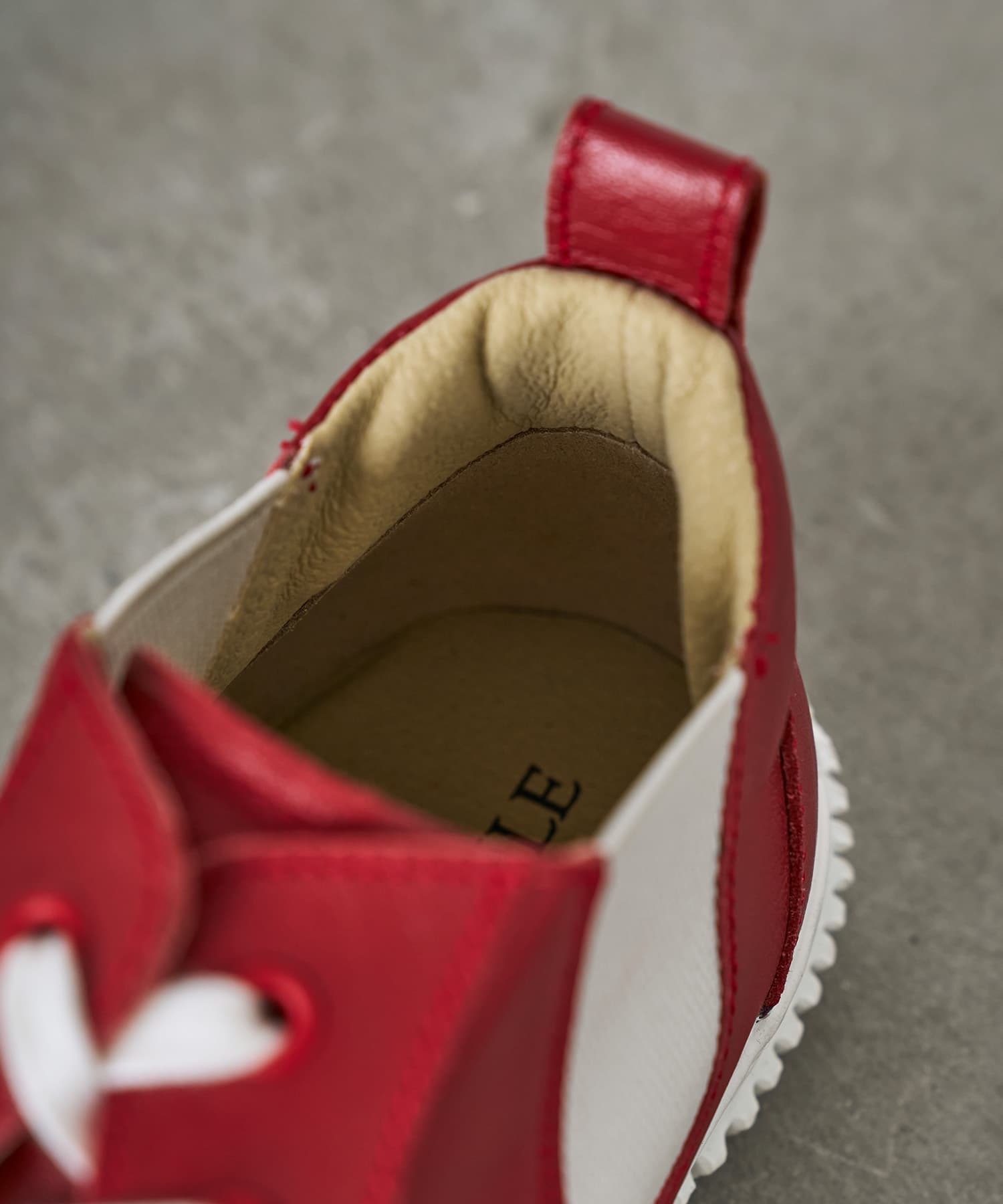 SP-442 Deep Red