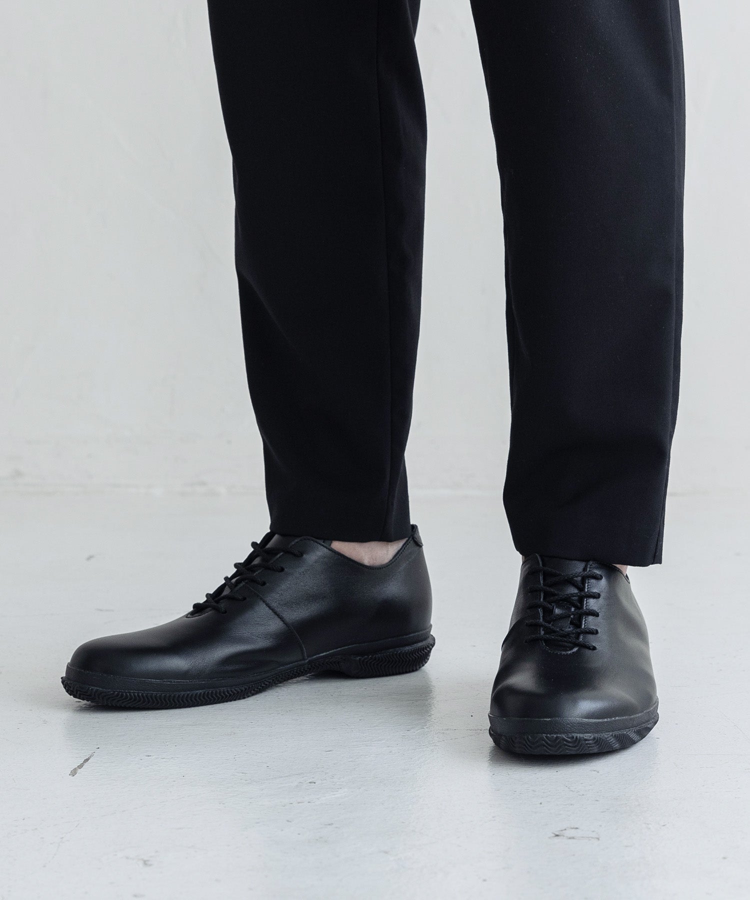 SP-6128 Black - SPINGLE