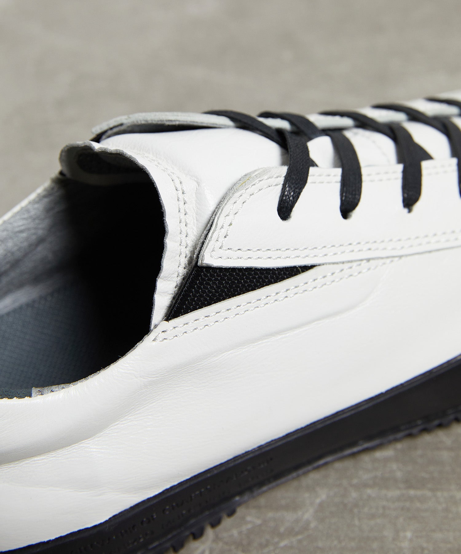 SP-6143 Shiro/Kuro - SPINGLE