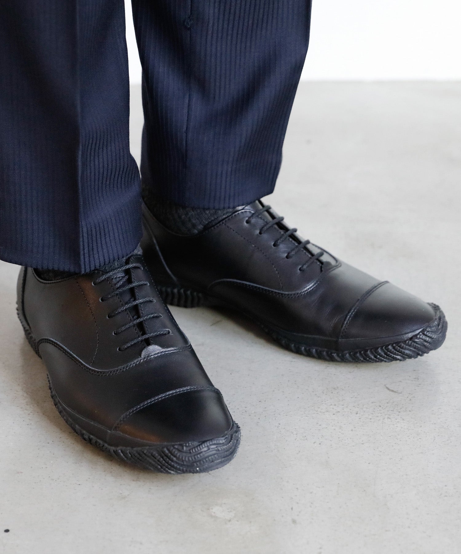 SP-6152 Black - SPINGLE