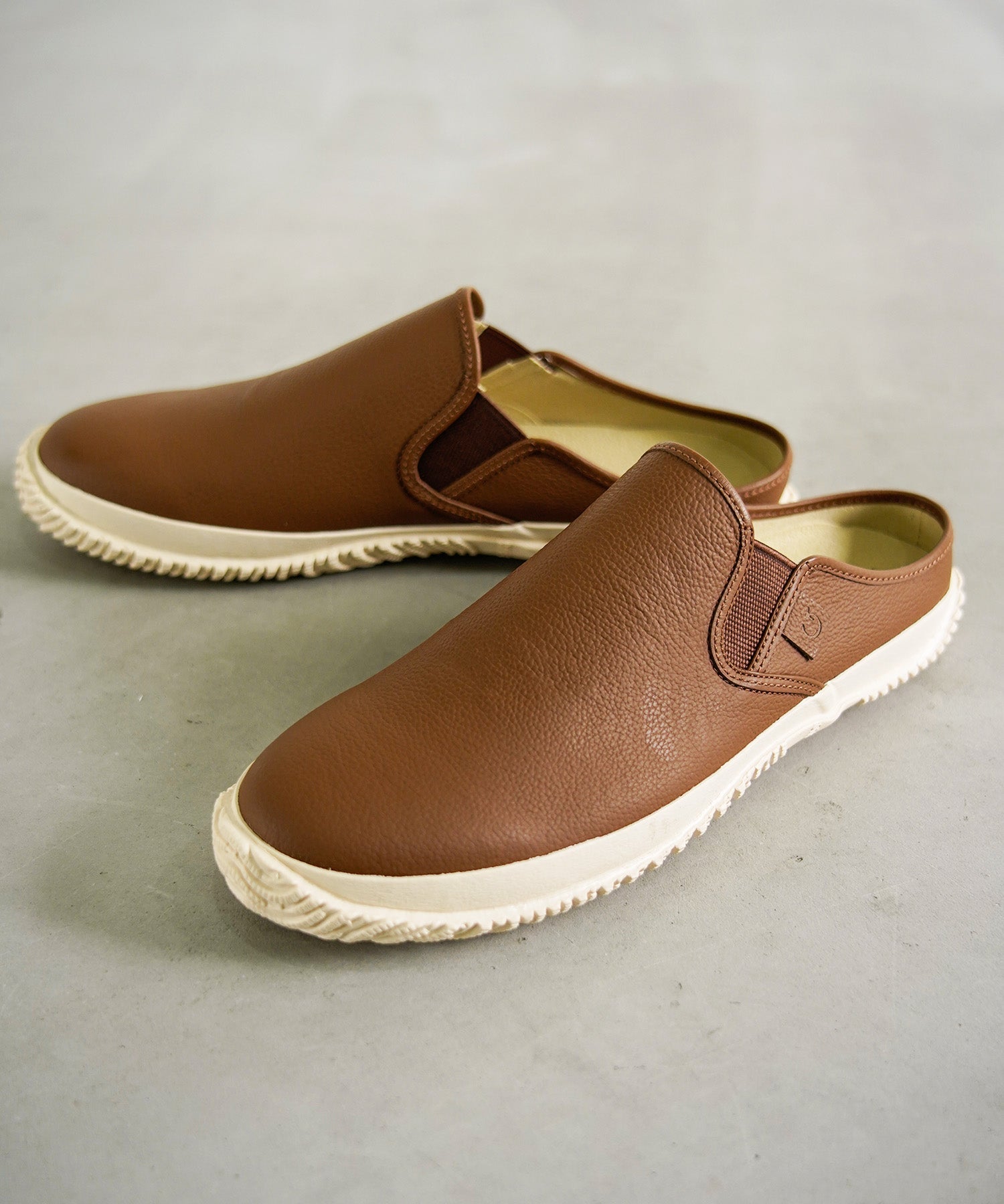 SP-725 Brown/Beige - SPINGLE