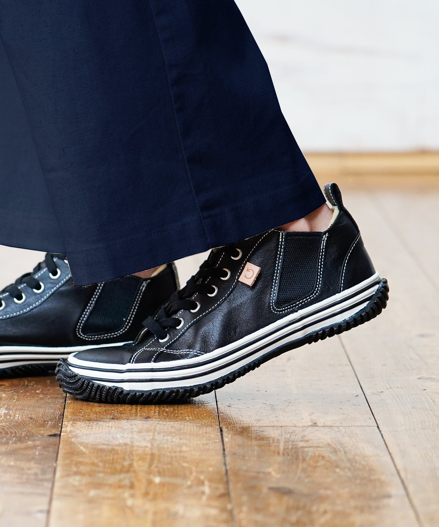 SP-442 Black