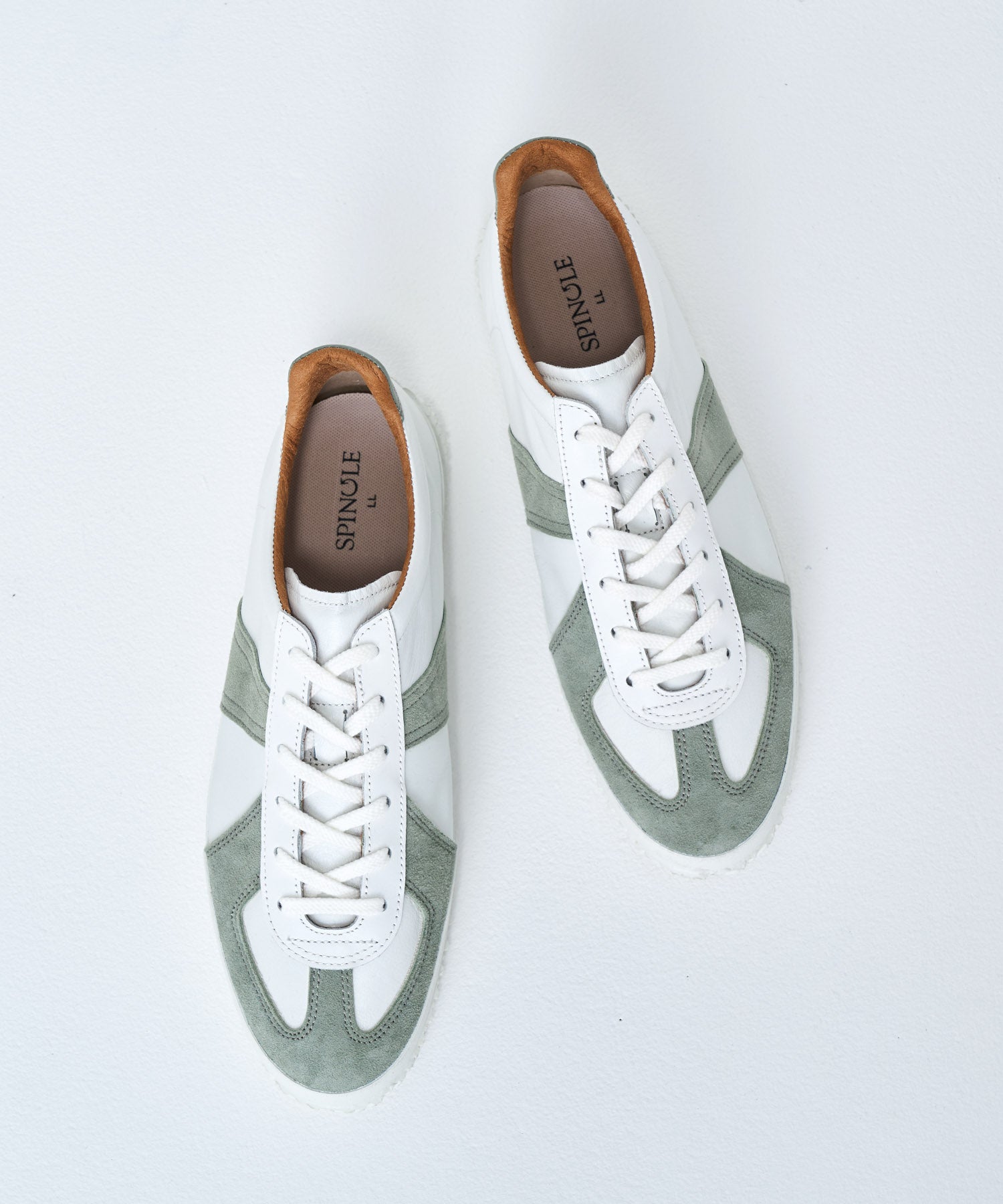 SP-1047 White/Green