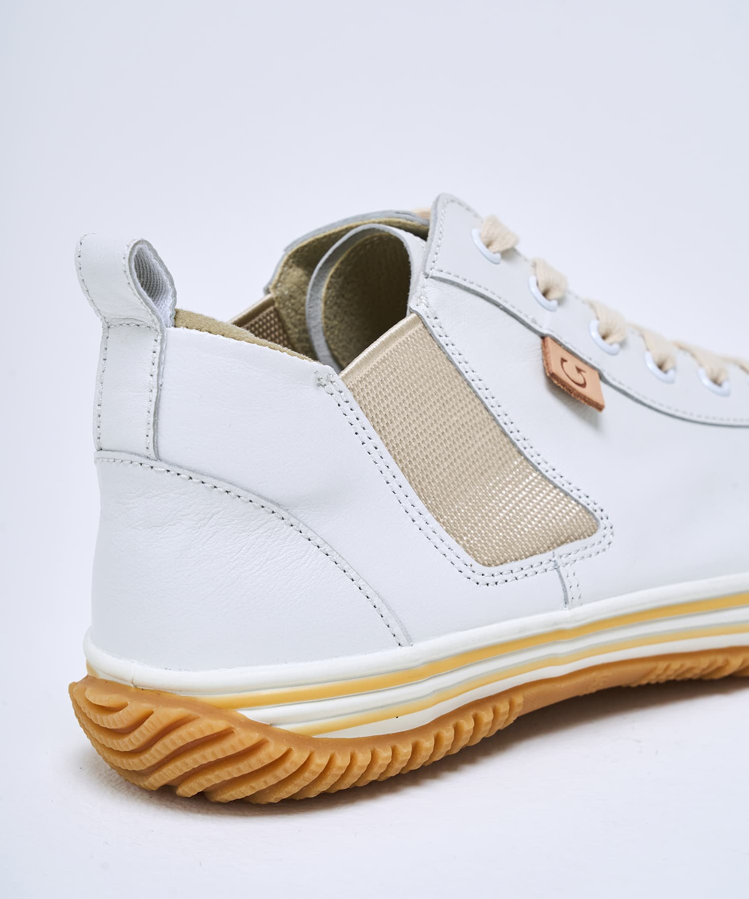 SP-442 White/Beige