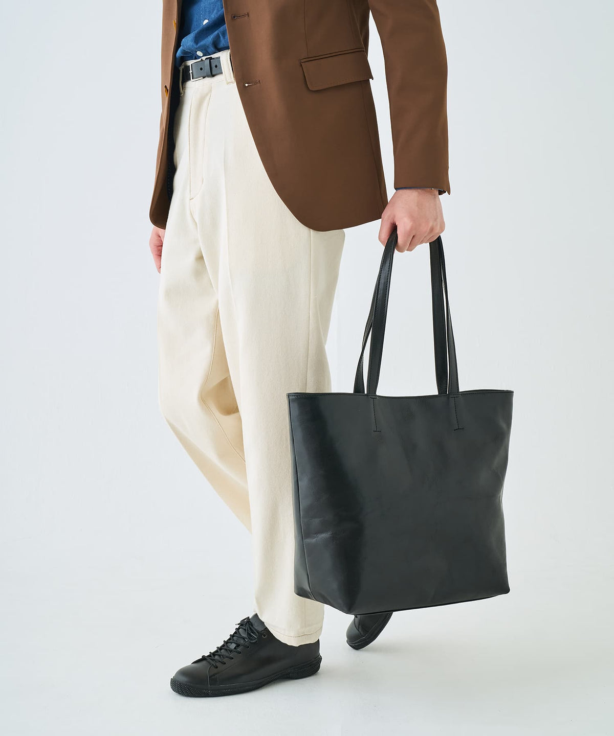 SPB-101IL Black Leather Tote Bag