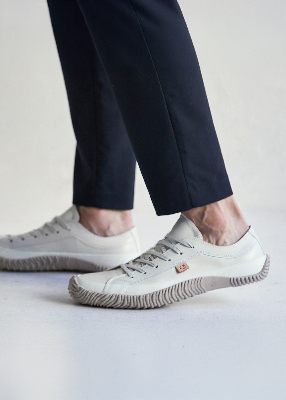 SPINGLE SP-110 classic kangaroo leather sneakers